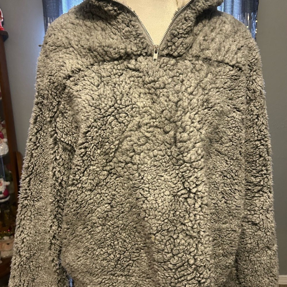 Peach Love California Gray and White Sherpa